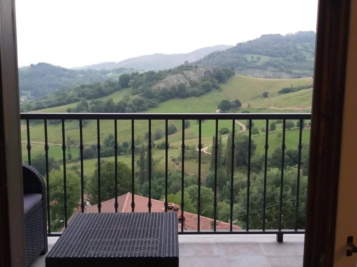 Apartamentos El Llanin Cangas de Onís Exterior foto