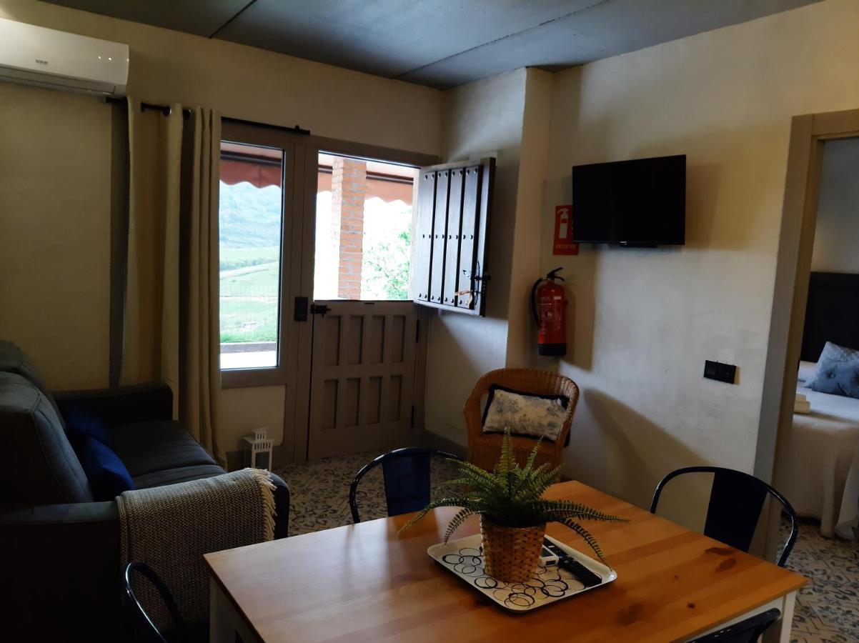 Apartamentos El Llanin Cangas de Onís Exterior foto