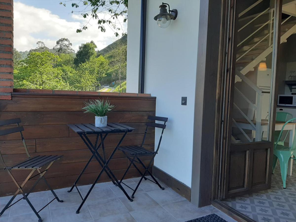 Apartamentos El Llanin Cangas de Onís Exterior foto