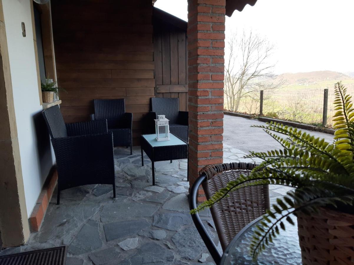 Apartamentos El Llanin Cangas de Onís Exterior foto