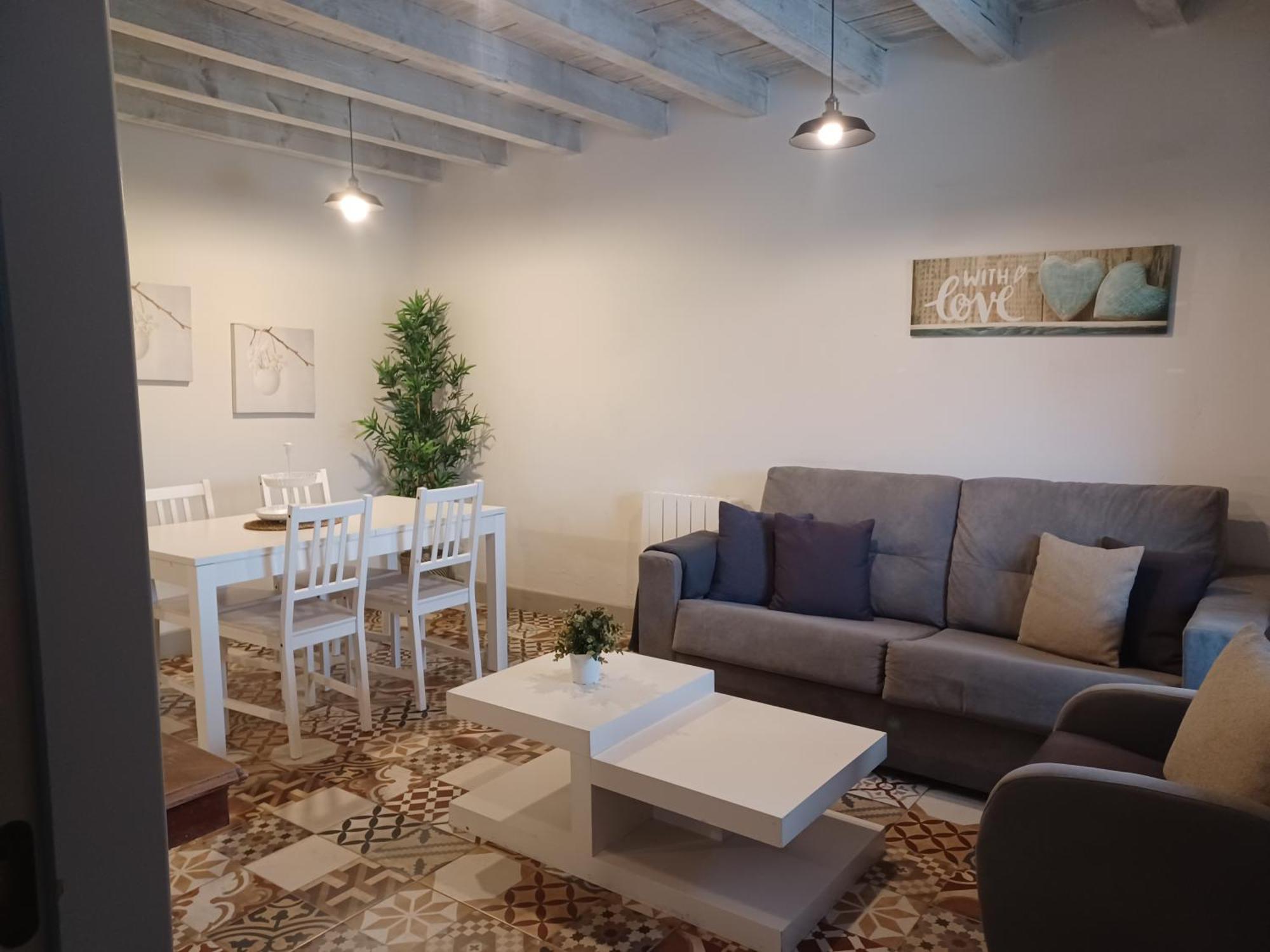Apartamentos El Llanin Cangas de Onís Quarto foto