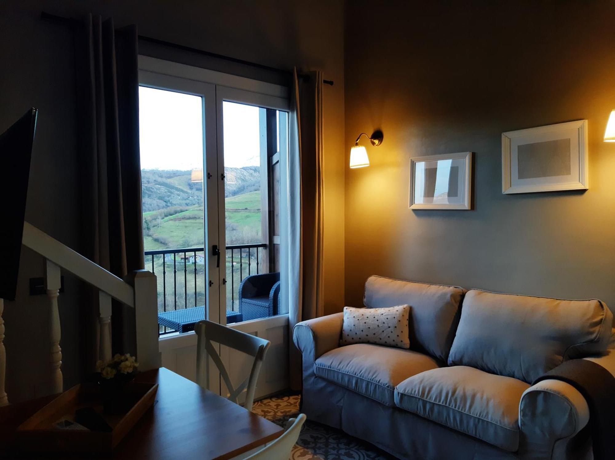 Apartamentos El Llanin Cangas de Onís Quarto foto