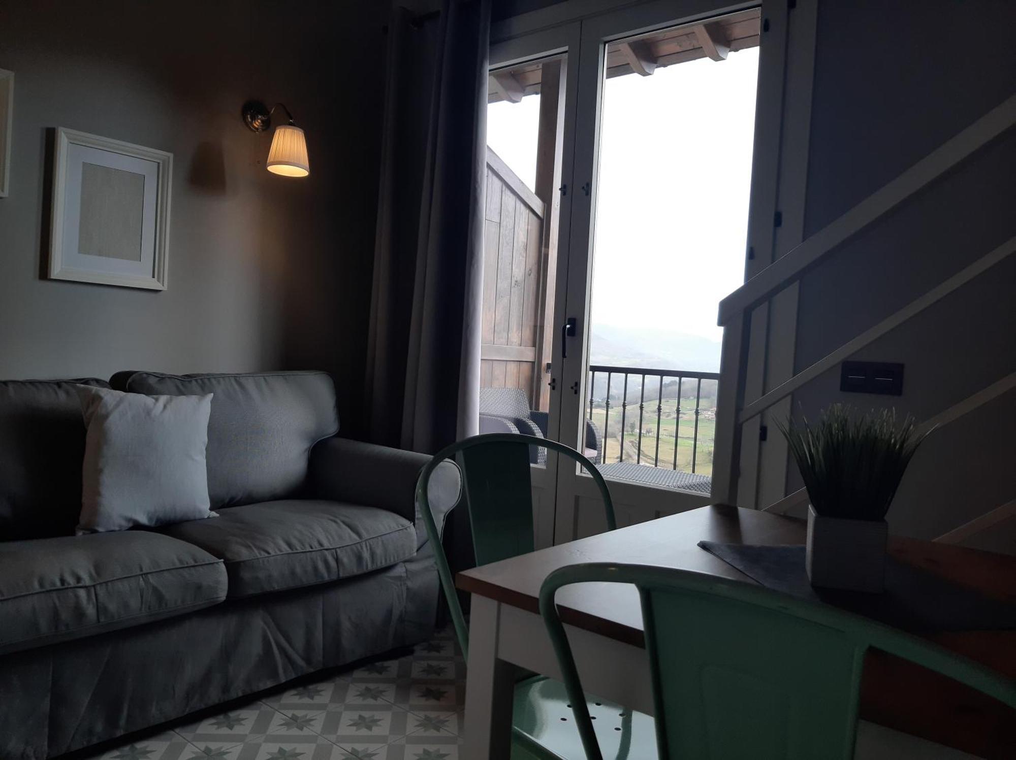 Apartamentos El Llanin Cangas de Onís Quarto foto