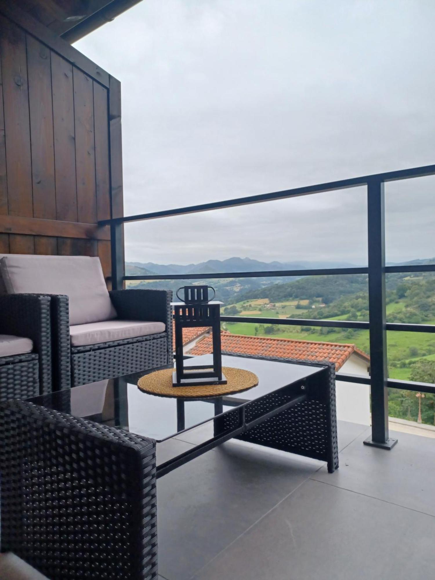 Apartamentos El Llanin Cangas de Onís Exterior foto
